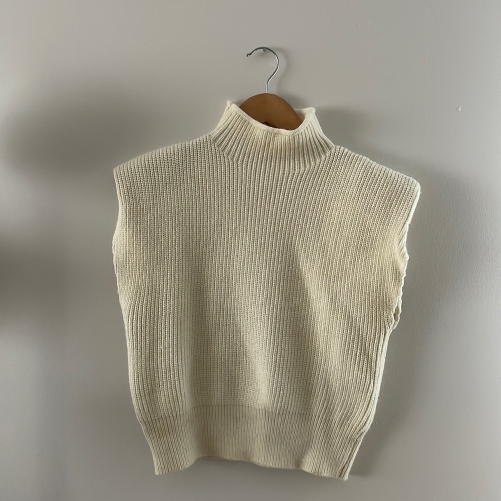 Deluc Sleeveless Knit Vest